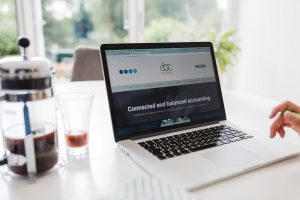 Read more about the article 5 reasons why you should see accountants and bookkeepers as an investment in (and not a cost to!) your business